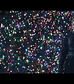 Hawkeye_2021_S01E06_So_This_Is_Christmas_1080p_4845.jpg