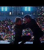 Hawkeye_2021_S01E06_So_This_Is_Christmas_1080p_5361.jpg