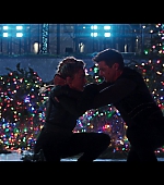 Hawkeye_2021_S01E06_So_This_Is_Christmas_1080p_5362.jpg