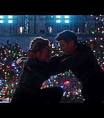 Hawkeye_2021_S01E06_So_This_Is_Christmas_1080p_5363.jpg