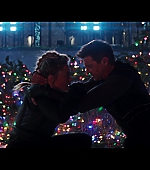 Hawkeye_2021_S01E06_So_This_Is_Christmas_1080p_5364.jpg