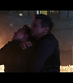 Hawkeye_2021_S01E06_So_This_Is_Christmas_1080p_5388.jpg