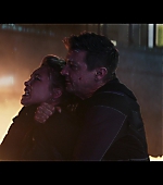 Hawkeye_2021_S01E06_So_This_Is_Christmas_1080p_5390.jpg