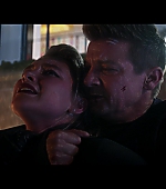 Hawkeye_2021_S01E06_So_This_Is_Christmas_1080p_5401.jpg