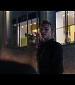 Hawkeye_2021_S01E06_So_This_Is_Christmas_1080p_5487.jpg