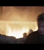 Hawkeye_2021_S01E06_So_This_Is_Christmas_1080p_5541.jpg