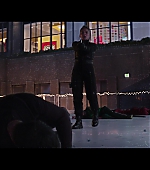 Hawkeye_2021_S01E06_So_This_Is_Christmas_1080p_5906.jpg