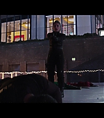 Hawkeye_2021_S01E06_So_This_Is_Christmas_1080p_5908.jpg