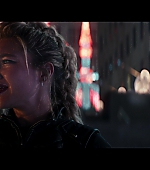 Hawkeye_2021_S01E06_So_This_Is_Christmas_1080p_6078.jpg