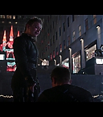 Hawkeye_2021_S01E06_So_This_Is_Christmas_1080p_6295.jpg