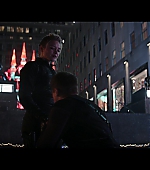 Hawkeye_2021_S01E06_So_This_Is_Christmas_1080p_6302.jpg