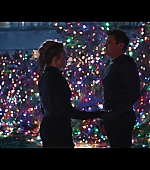 Hawkeye_2021_S01E06_So_This_Is_Christmas_1080p_6308.jpg