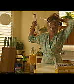 DontWorryDarling_OfficialTrailer2_2022_240.jpg