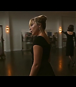 DontWorryDarling_OfficialTrailer2_2022_315.jpg