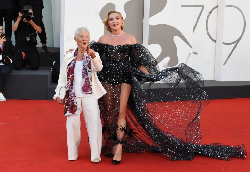 DontWorryDarling_Premiere_Italy_FloGrandma_2022_281529.jpg