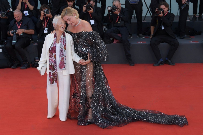 DontWorryDarling_Premiere_Italy_FloGrandma_2022_282329.jpg