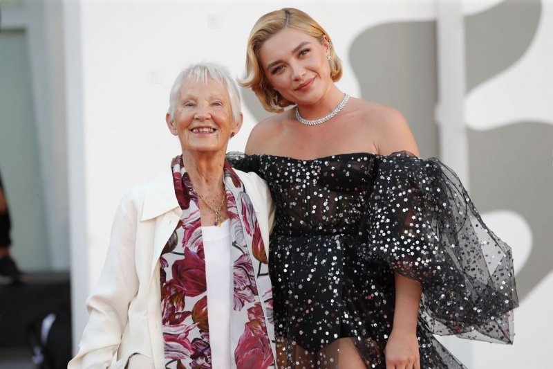 DontWorryDarling_Premiere_Italy_FloGrandma_2022_283029.jpg