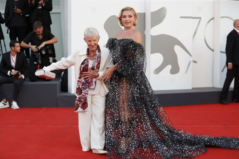 DontWorryDarling_Premiere_Italy_FloGrandma_2022_283929.jpg