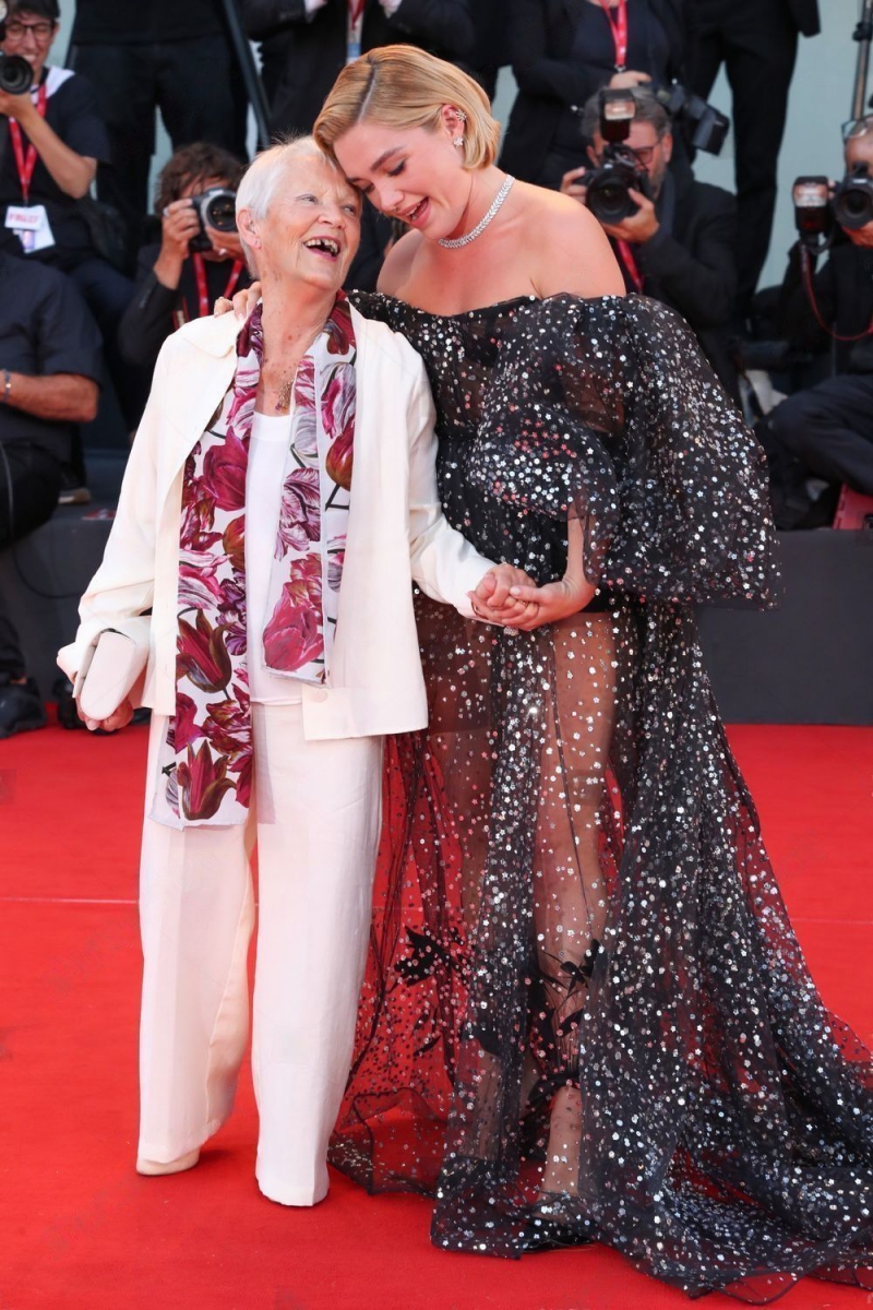 DontWorryDarling_Premiere_Italy_FloGrandma_2022_285029.jpg