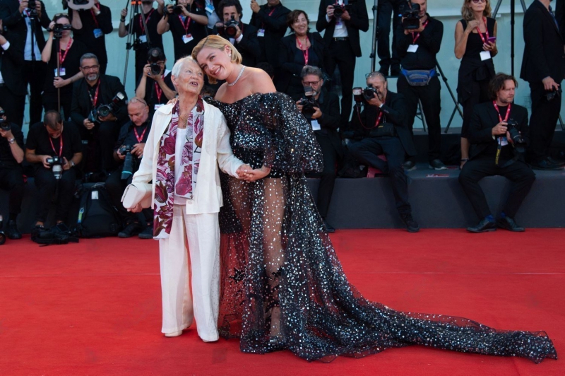 DontWorryDarling_Premiere_Italy_FloGrandma_2022_28729.jpg