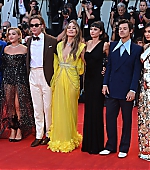 DontWorryDarling_Premiere_Italy_2022_MoreHQs_Group_281729.jpg