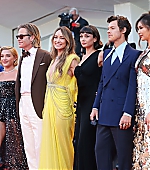 DontWorryDarling_Premiere_Italy_2022_MoreHQs_Group_282829.jpg