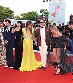 DontWorryDarling_Premiere_Italy_2022_MoreHQs_Group_28929.jpg