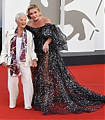 DontWorryDarling_Premiere_Italy_FloGrandma_2022_281629.jpg