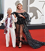 DontWorryDarling_Premiere_Italy_FloGrandma_2022_281929.jpg