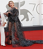 DontWorryDarling_Premiere_Italy_FloGrandma_2022_282629.jpg
