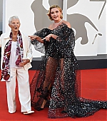 DontWorryDarling_Premiere_Italy_FloGrandma_2022_283429.jpg