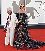 DontWorryDarling_Premiere_Italy_FloGrandma_2022_28429.jpg