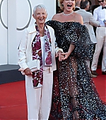 DontWorryDarling_Premiere_Italy_FloGrandma_2022_284629.jpg