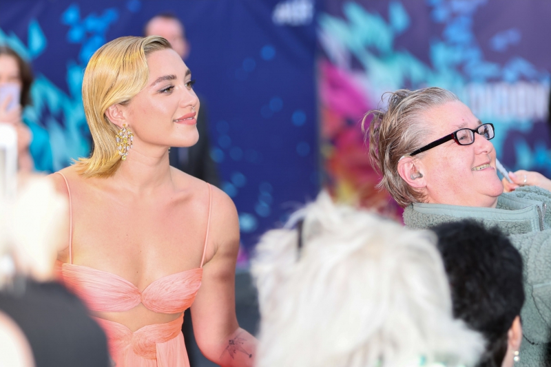 TheWonderUKPremiere_66thBFILondonFilmFestival_London_October_2022_AttendingFans_28129.jpg
