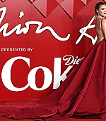 TheFashionAwards_RedCarpet_December_2022_2810929.jpg