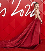 TheFashionAwards_RedCarpet_December_2022_2811829.jpg