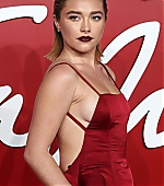 TheFashionAwards_RedCarpet_December_2022_283129.jpg