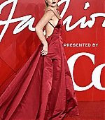 TheFashionAwards_RedCarpet_December_2022_285329.jpg