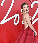 TheFashionAwards_RedCarpet_December_2022_285629.jpg