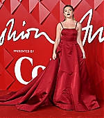 TheFashionAwards_RedCarpet_December_2022_288029.jpg