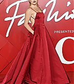 TheFashionAwards_RedCarpet_December_2022_288729.jpg