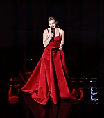 TheFashionAwards_Show_December_2022_281029.jpg