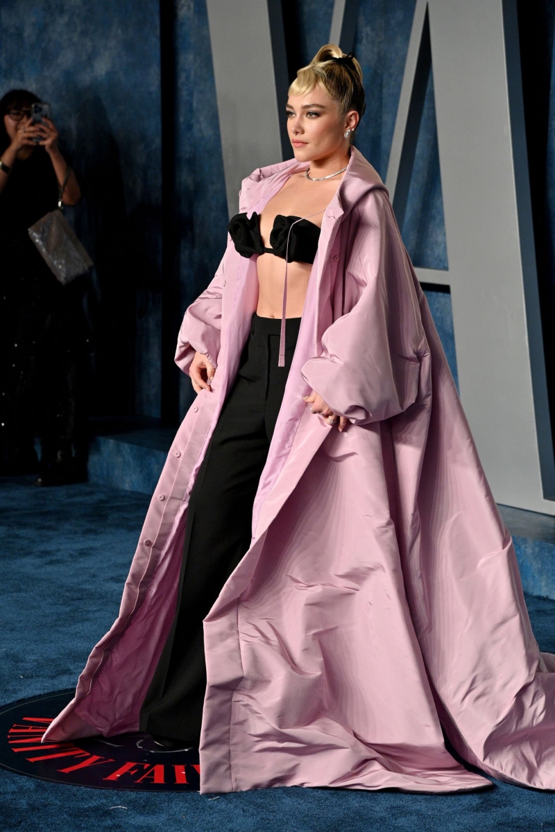 VanityFairOscarParty_Arrivals_March2023_282629.jpg