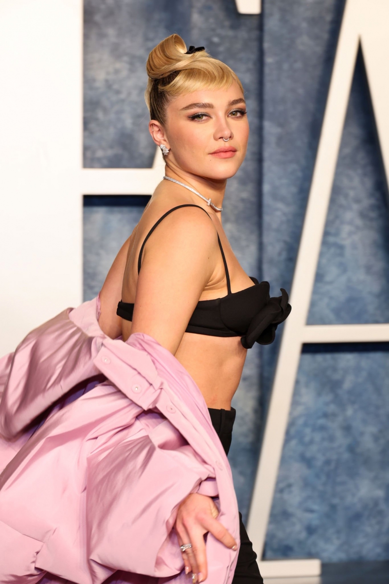 VanityFairOscarParty_Arrivals_March2023_284929.jpg