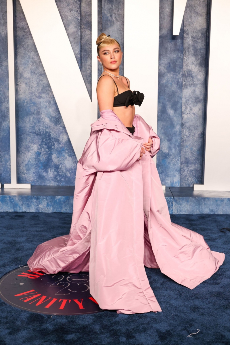 VanityFairOscarParty_Arrivals_March2023_285629.jpg