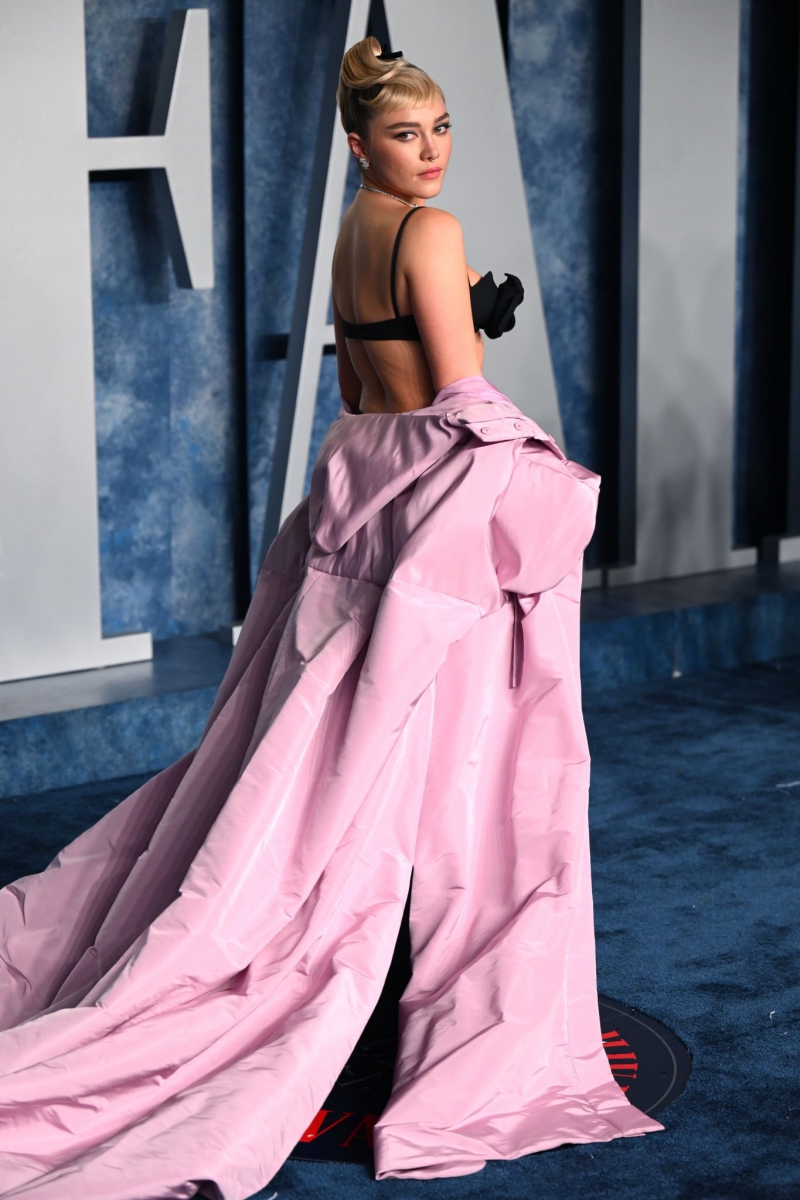 VanityFairOscarParty_Arrivals_March2023_285729.jpg