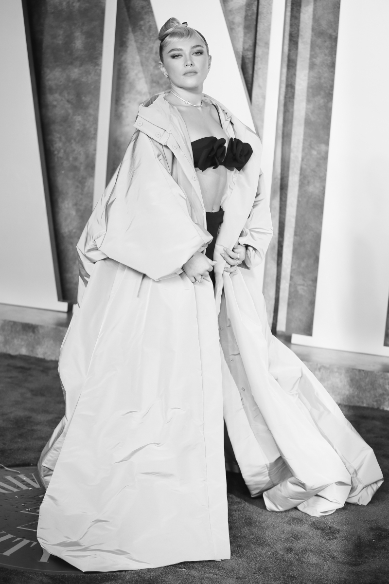 VanityFairOscarParty_Arrivals_March2023_288029.jpg