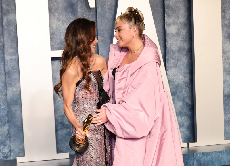 VanityFairOscarParty_Arrivals_March2023_288929.jpg