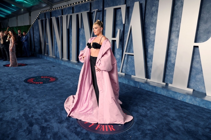 _VanityFairOscarParty_Arrivals_March2023_281529.jpg