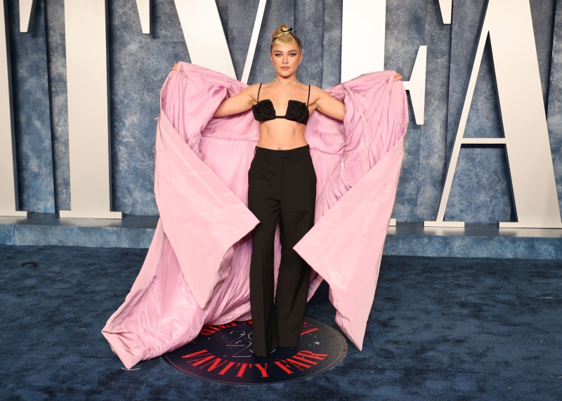 _VanityFairOscarParty_Arrivals_March2023_281729.jpg